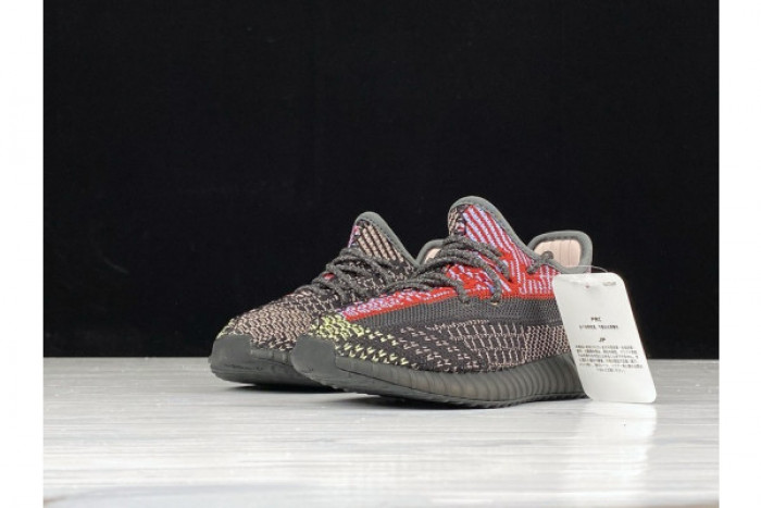 ad*s kids Y**zy boost 350 v2 yecheil fx0777