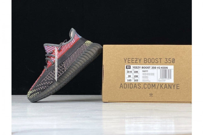 ad*s kids Y**zy boost 350 v2 yecheil fx0777